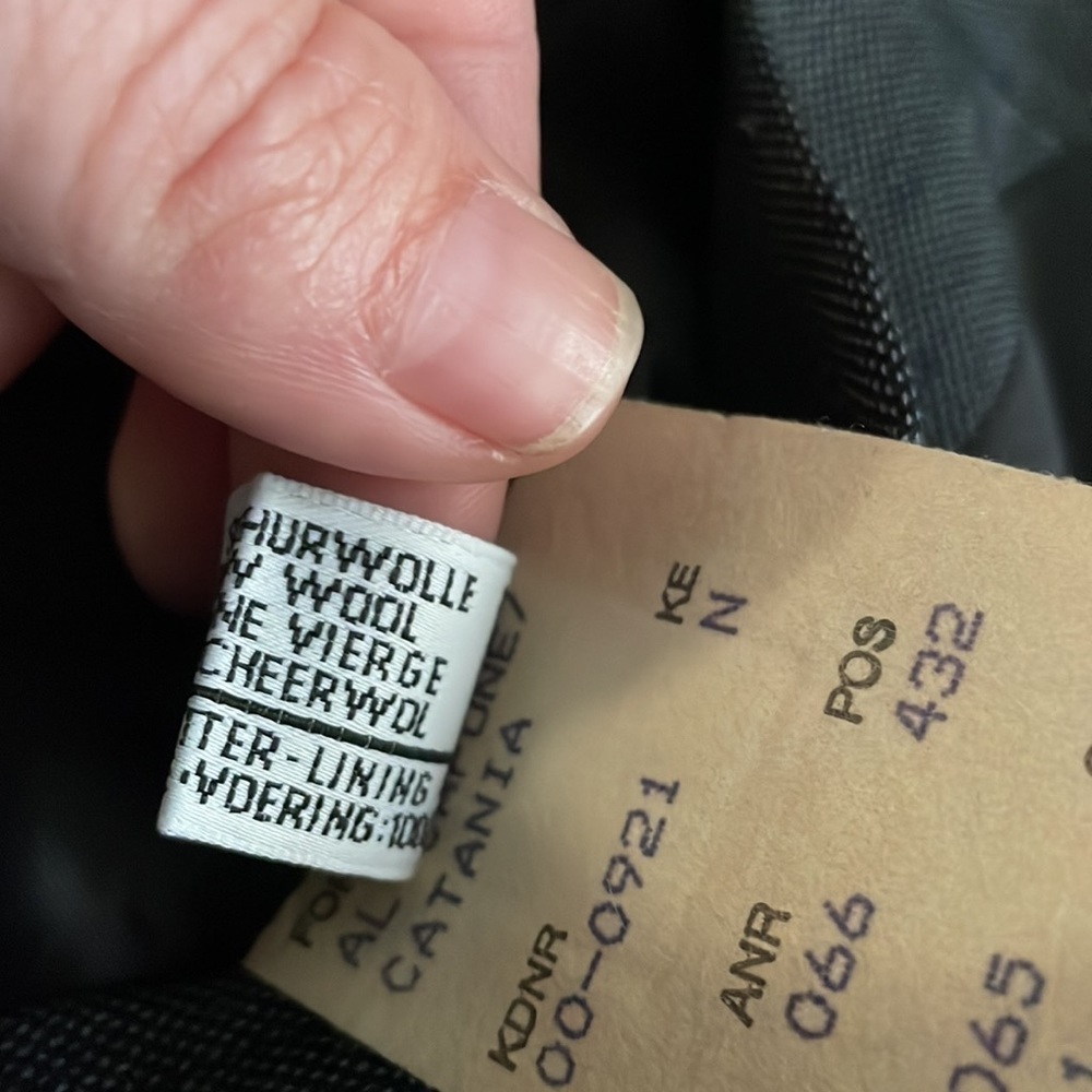 Boss Hugo Boss Al Capone Double-Breasted Suit Coat EU 38 (See measuremen… - Picture 8 of 10